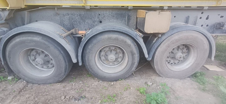 Автомобили грузовые Полуприцеп - самосвал 924900 2023 года выпуска